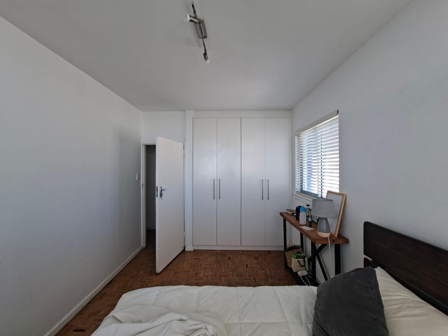 2 Bedroom Property for Sale in Sea Point Western Cape